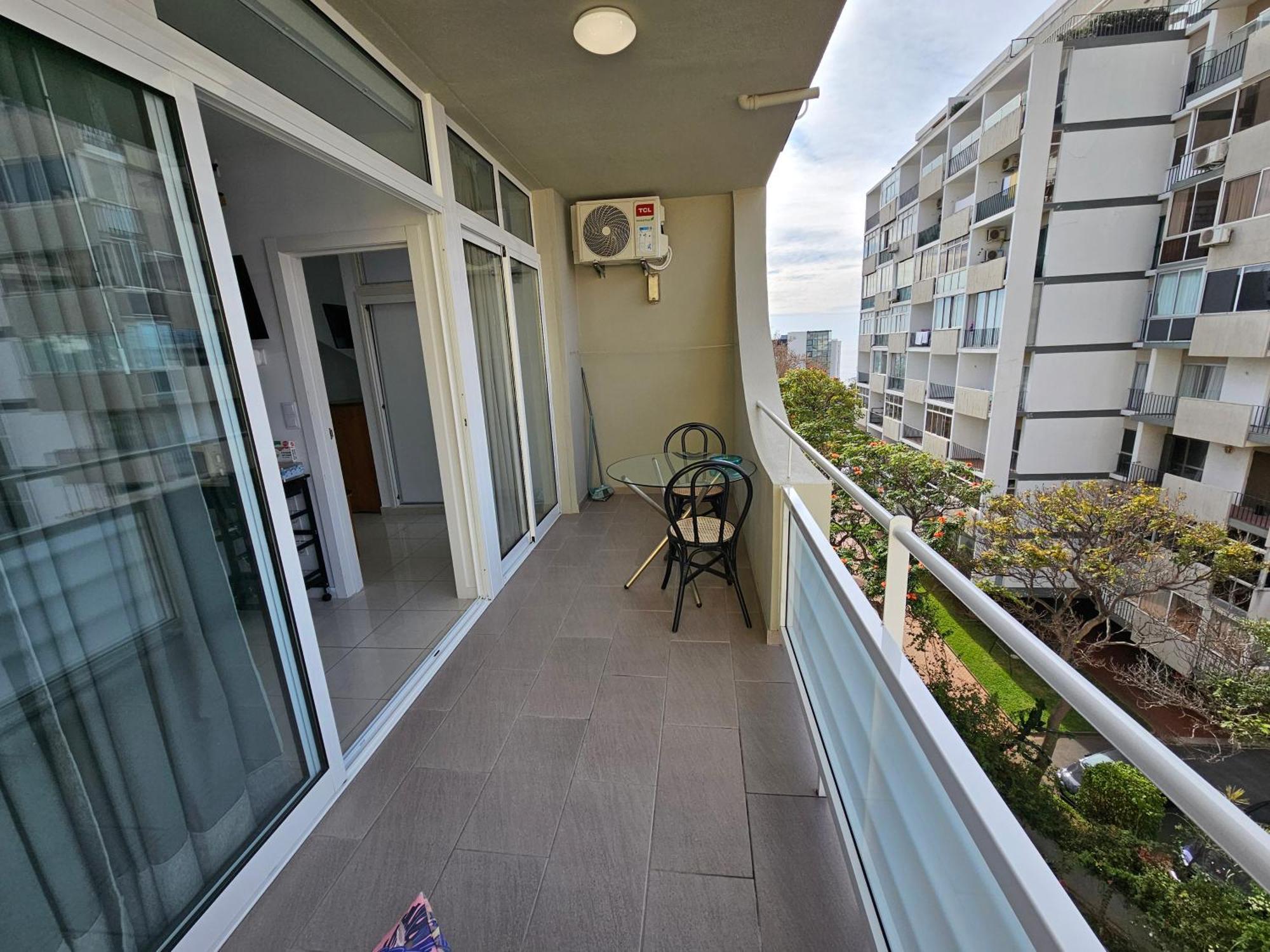 Apartamentos Navio Azul Funchal (Madeira) Quarto foto